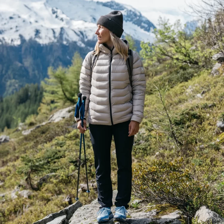 Ženska pernata jakna MILLET EVOLE 700 HOODIE W